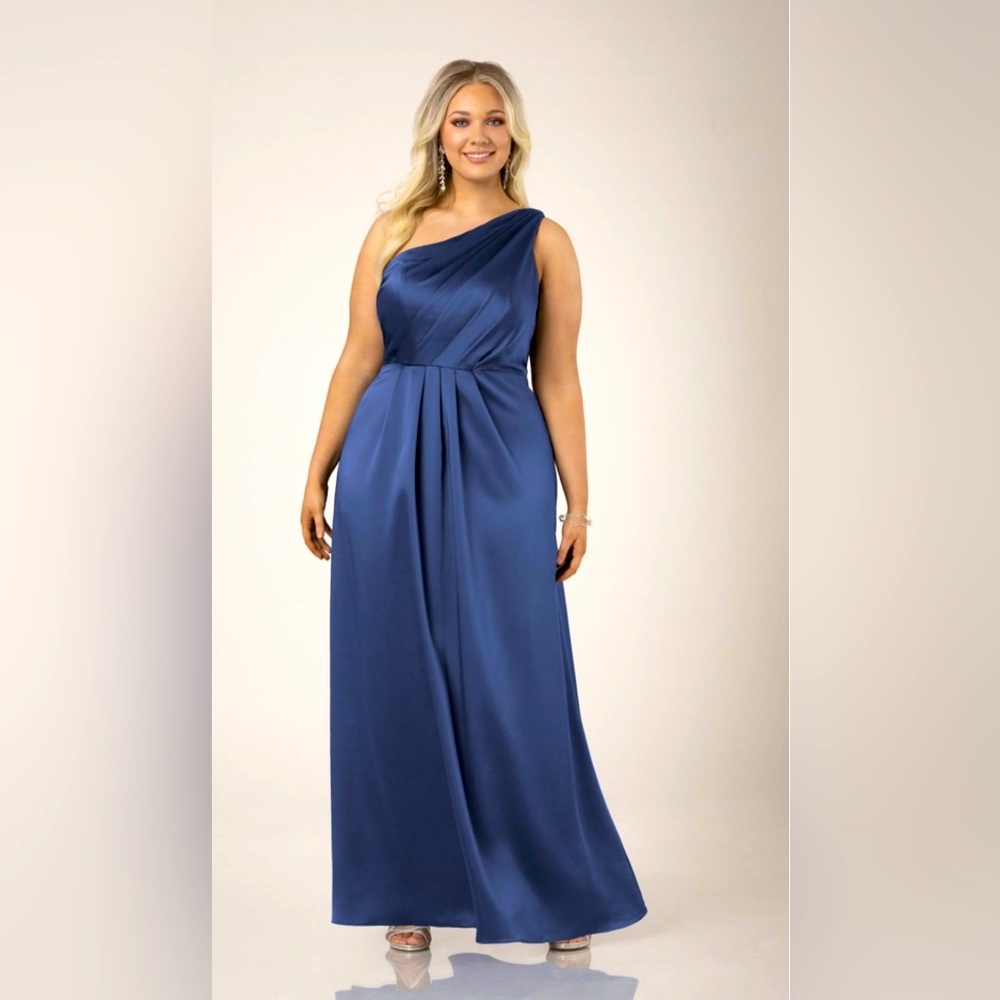 Navy Sorella Vita Dress: Style #9512